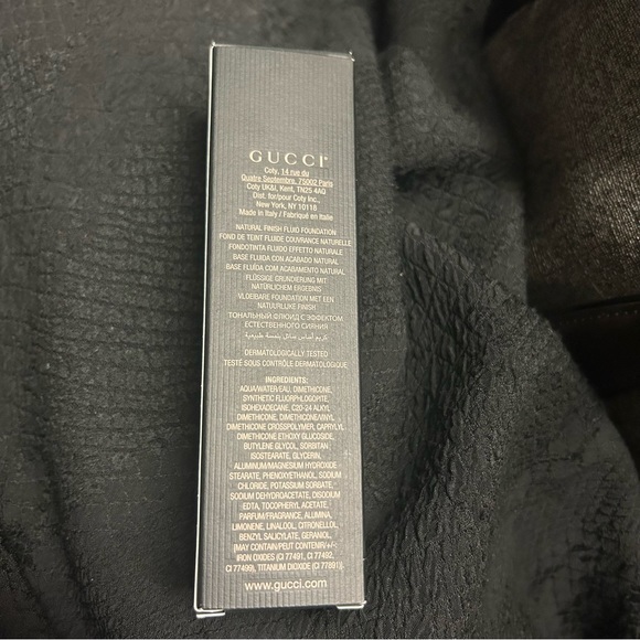 Gucci Fluide de Beauté Fini Natural Foundation Shade 440O BNIB - Picture 4 of 5